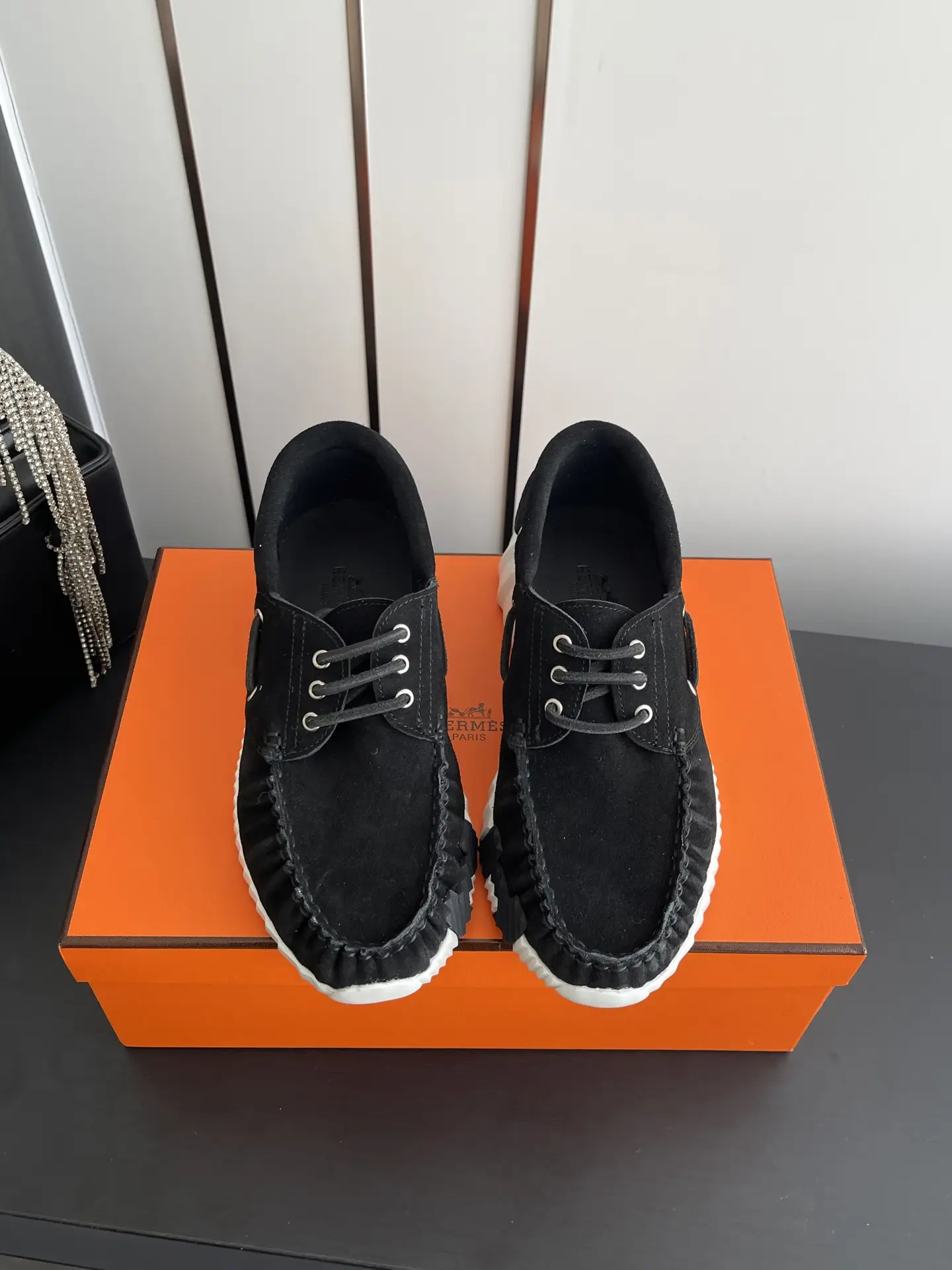 Female P Male 320
Hermes 26ss new model