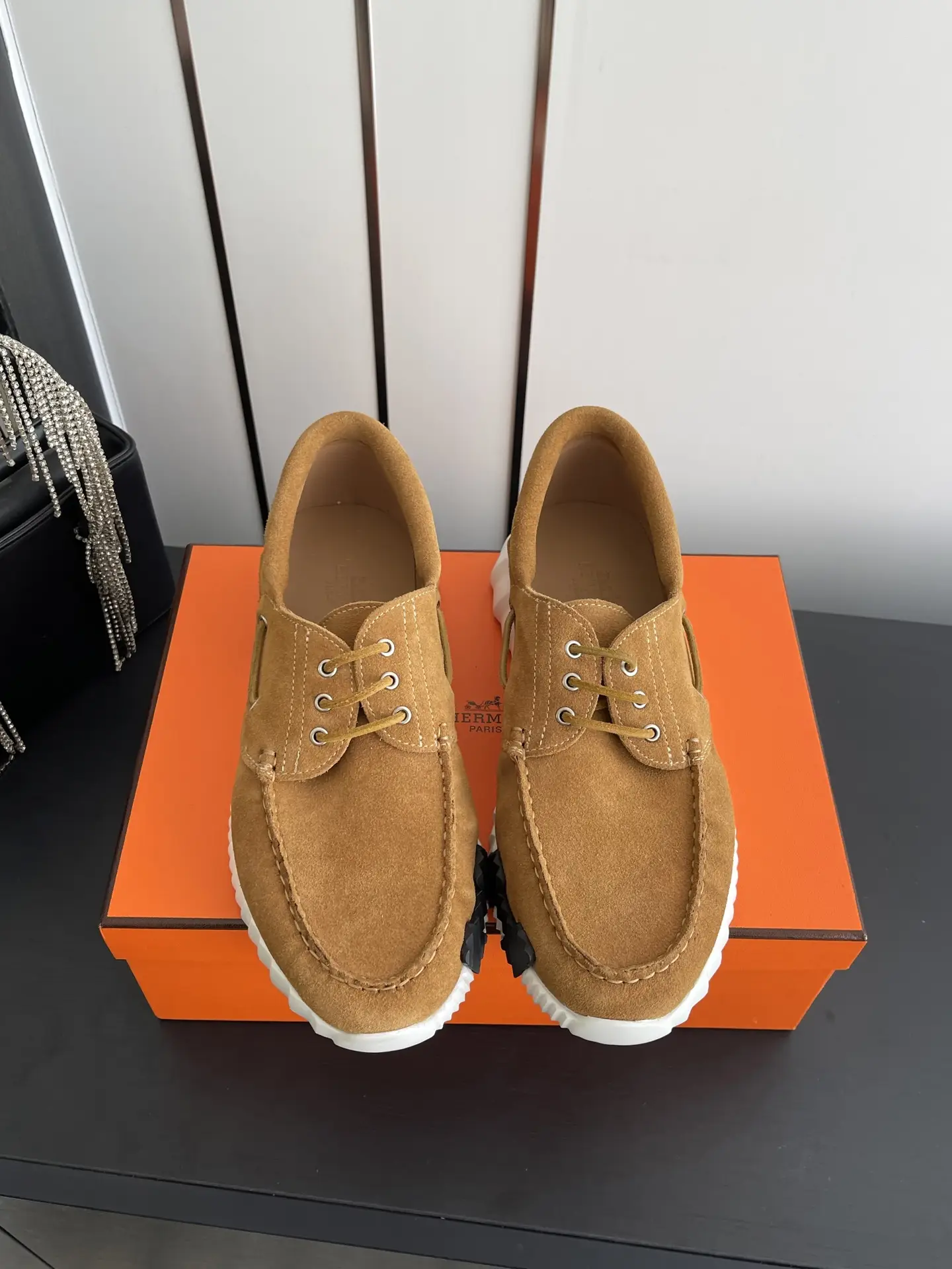 Female P Male 320
Hermes 26ss new model