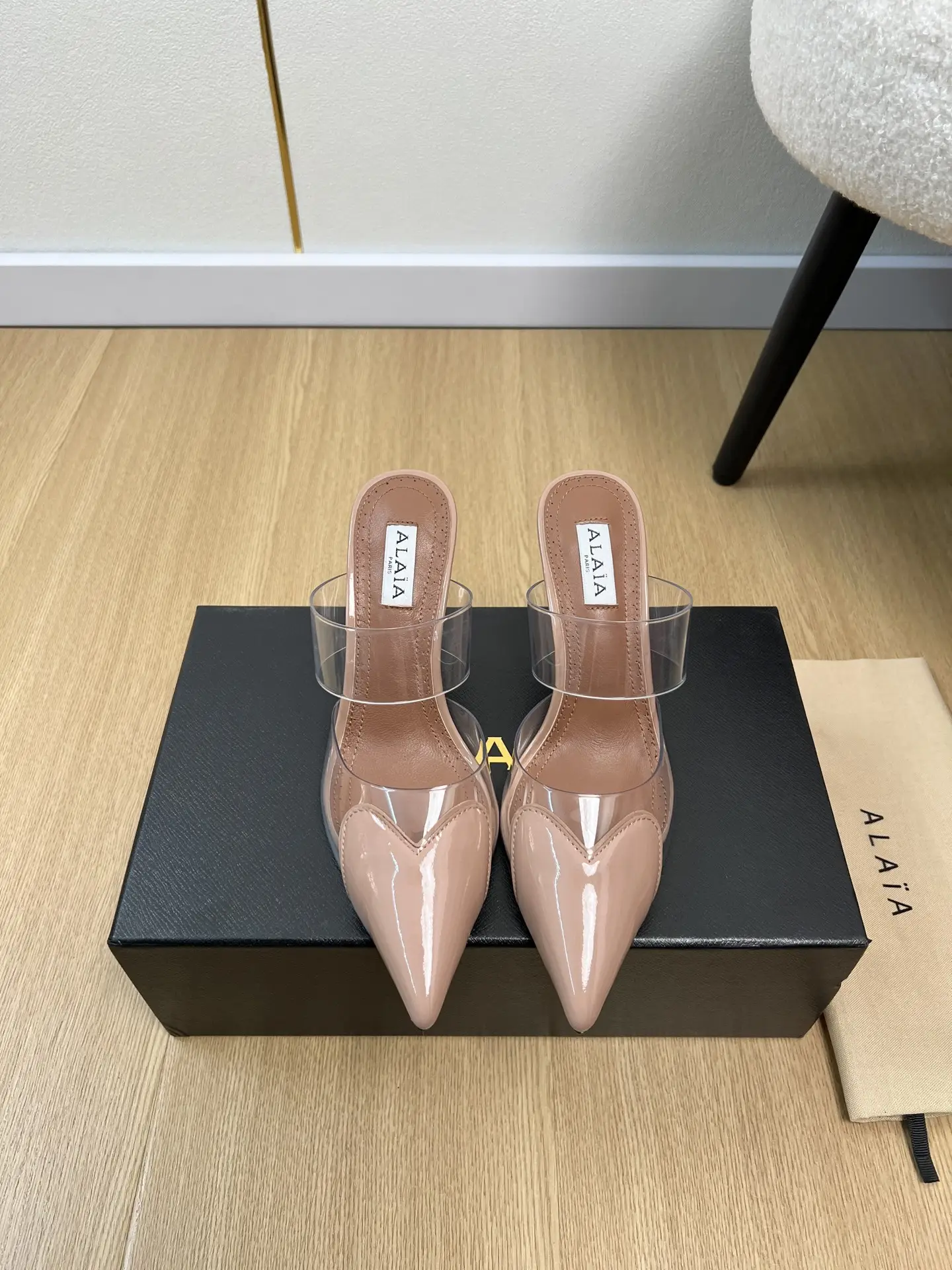ALAIA | ALAIA | 2026 ˢˢ
2026 Spring/Summer New Products