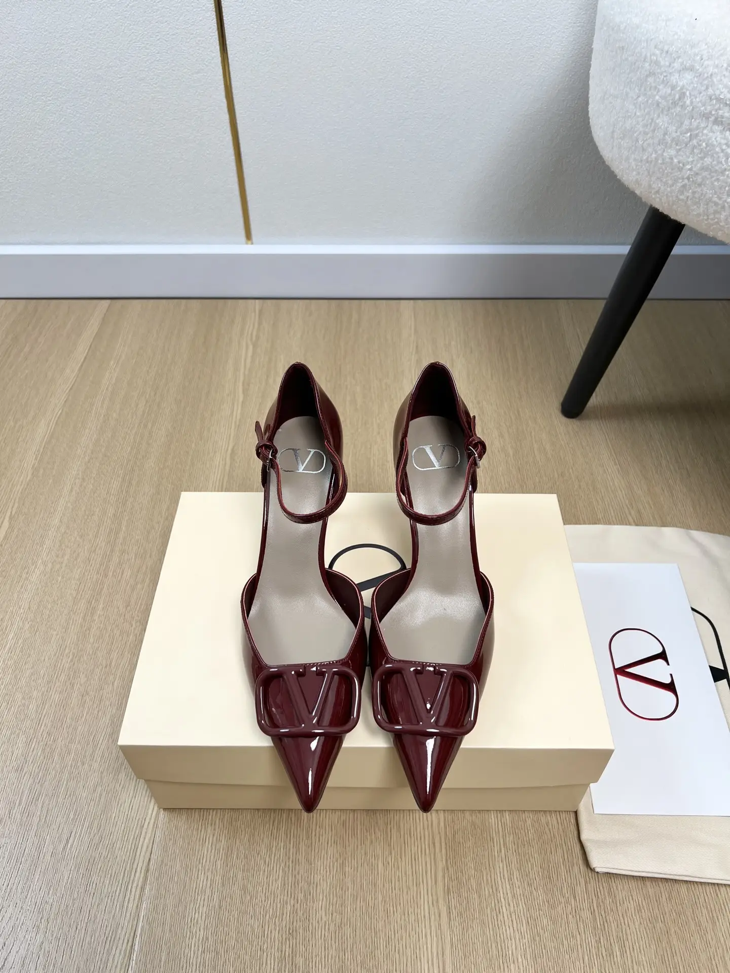 Valentino | 2026 ˢˢ
V Home 20